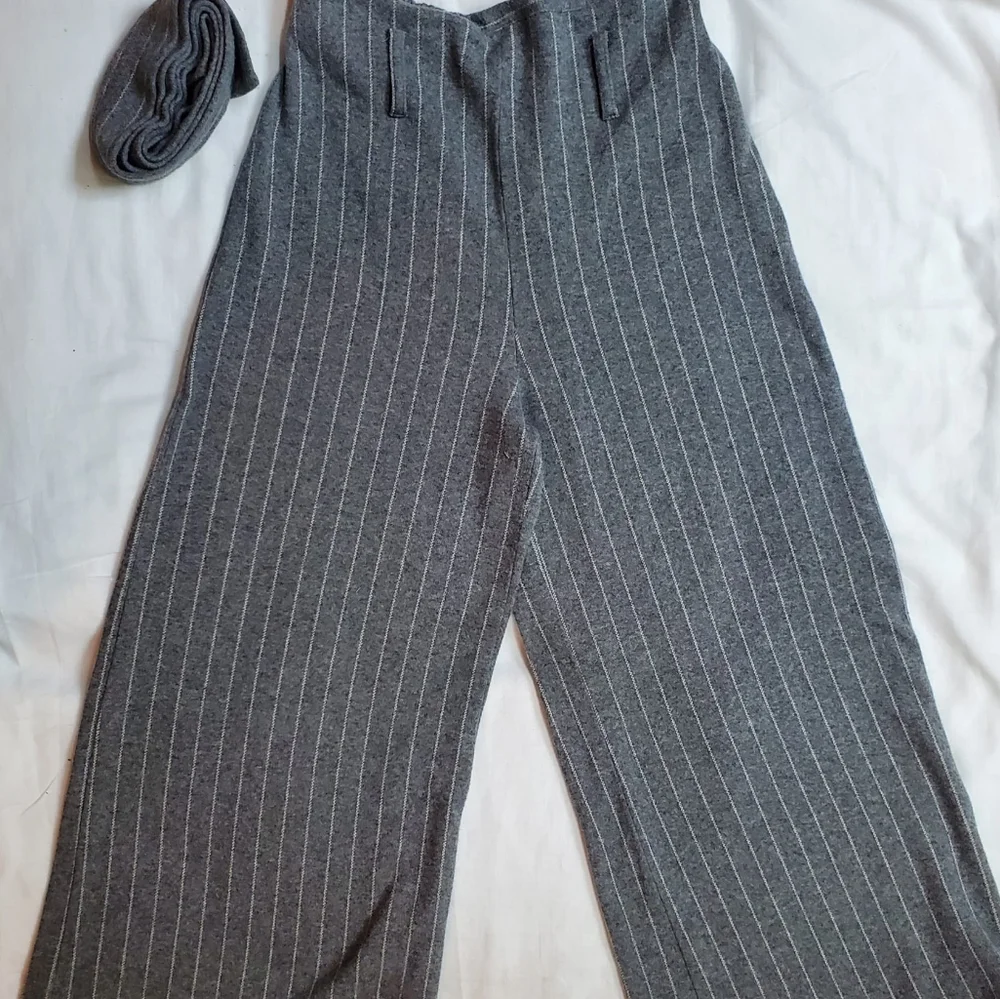 Elsy wide legged striped trousers - Picture 4 of 7